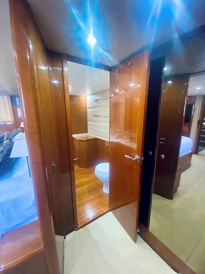 https://arconyachts.ams3.digitaloceanspaces.com/100134/conversions/large_4150088-optimize.jpg