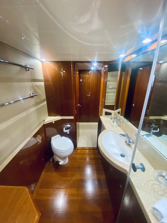 https://arconyachts.ams3.digitaloceanspaces.com/100143/conversions/large_4150091-optimize.jpg