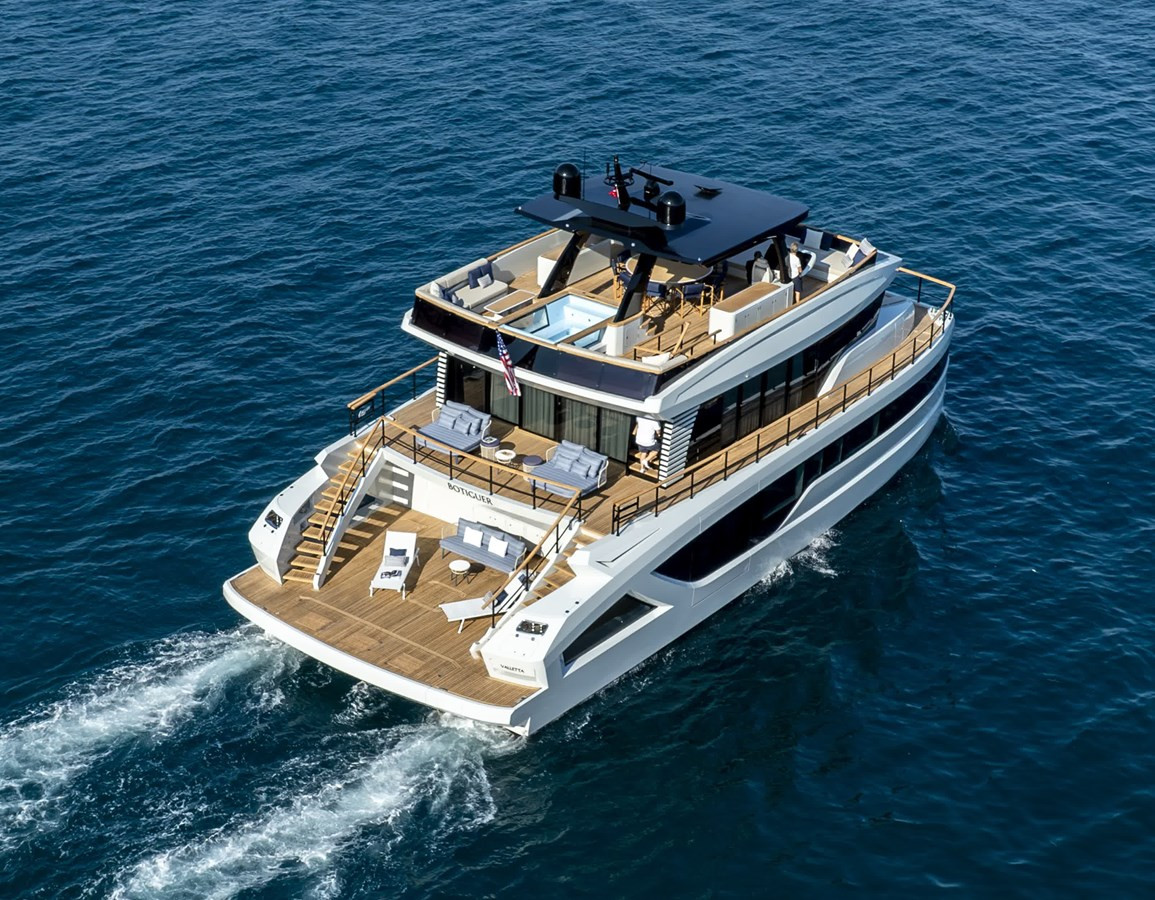 https://arconyachts.ams3.digitaloceanspaces.com/100304/conversions/large_4732204-optimize.jpg