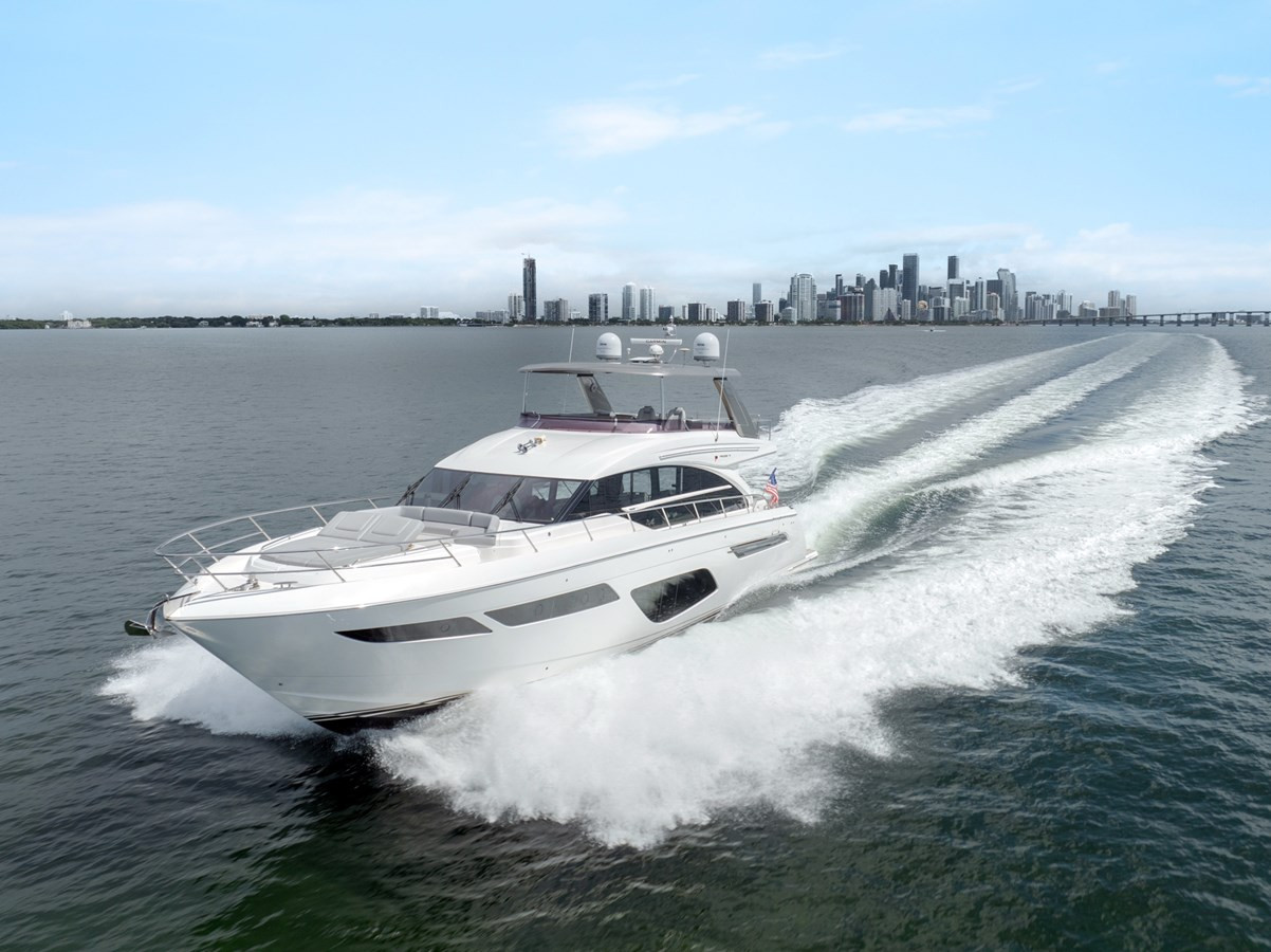 https://arconyachts.ams3.digitaloceanspaces.com/100315/conversions/large_4689629-optimize.jpg