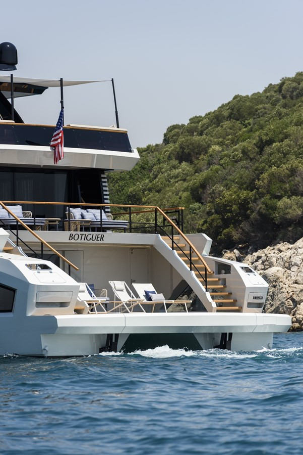 https://arconyachts.ams3.digitaloceanspaces.com/100349/conversions/large_4732217-optimize.jpg