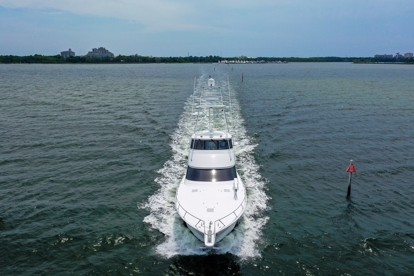 https://arconyachts.ams3.digitaloceanspaces.com/100453/conversions/large_4346358-optimize.jpg