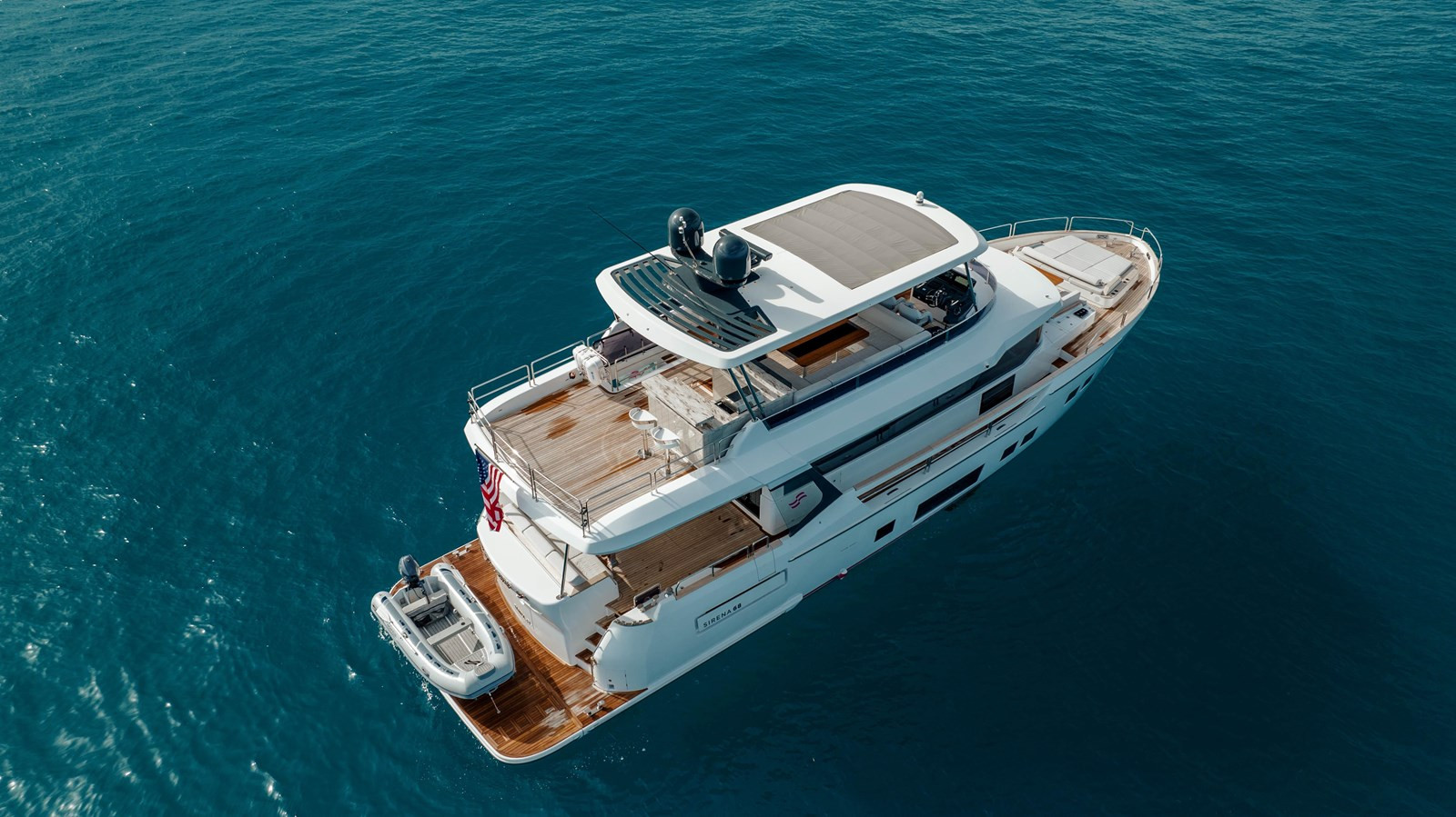 https://arconyachts.ams3.digitaloceanspaces.com/100479/conversions/large_4369506-optimize.jpg