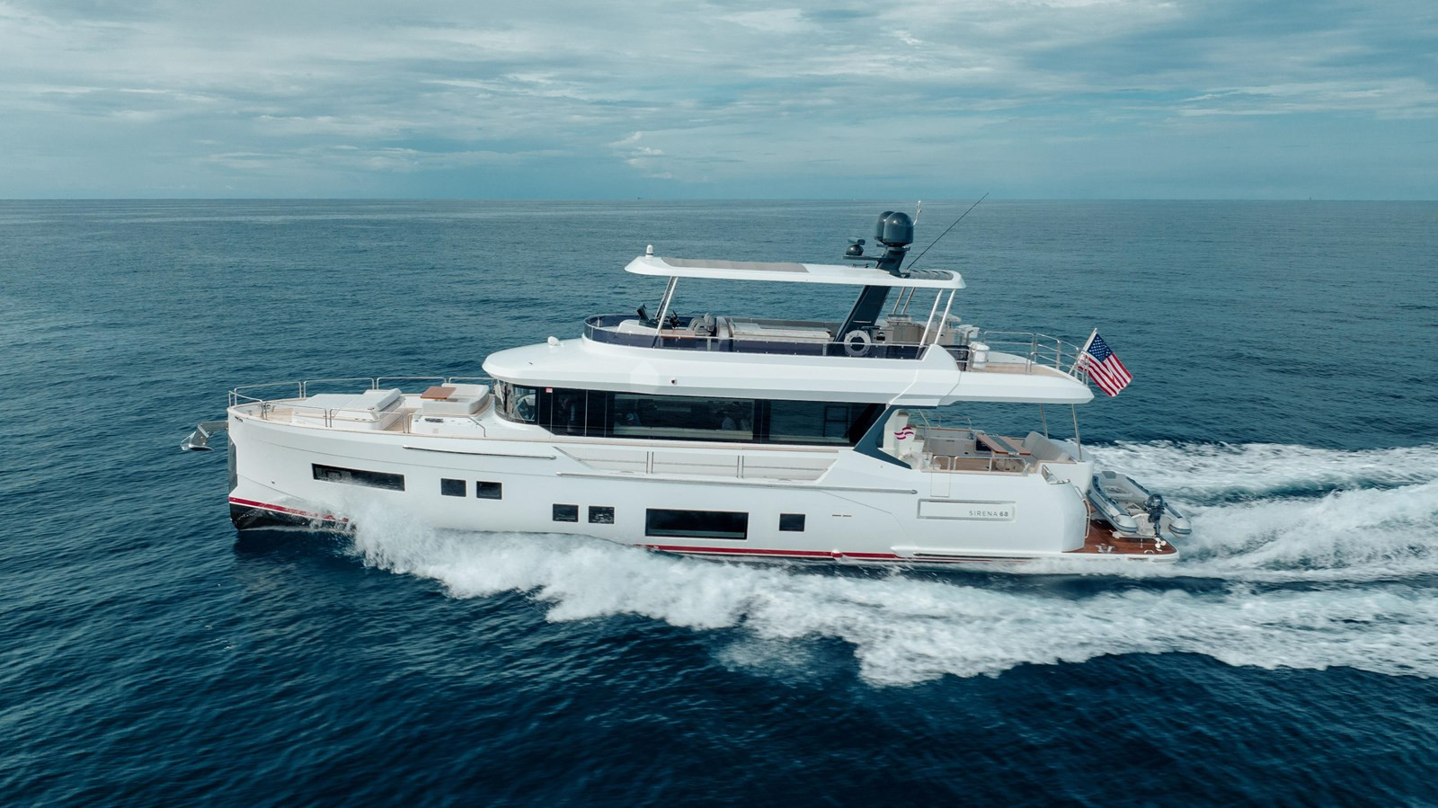 https://arconyachts.ams3.digitaloceanspaces.com/100482/conversions/large_4369507-optimize.jpg