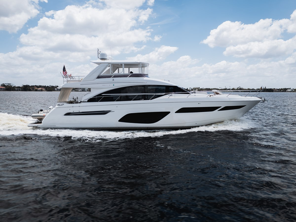 https://arconyachts.ams3.digitaloceanspaces.com/100773/conversions/large_4653367-optimize.jpg