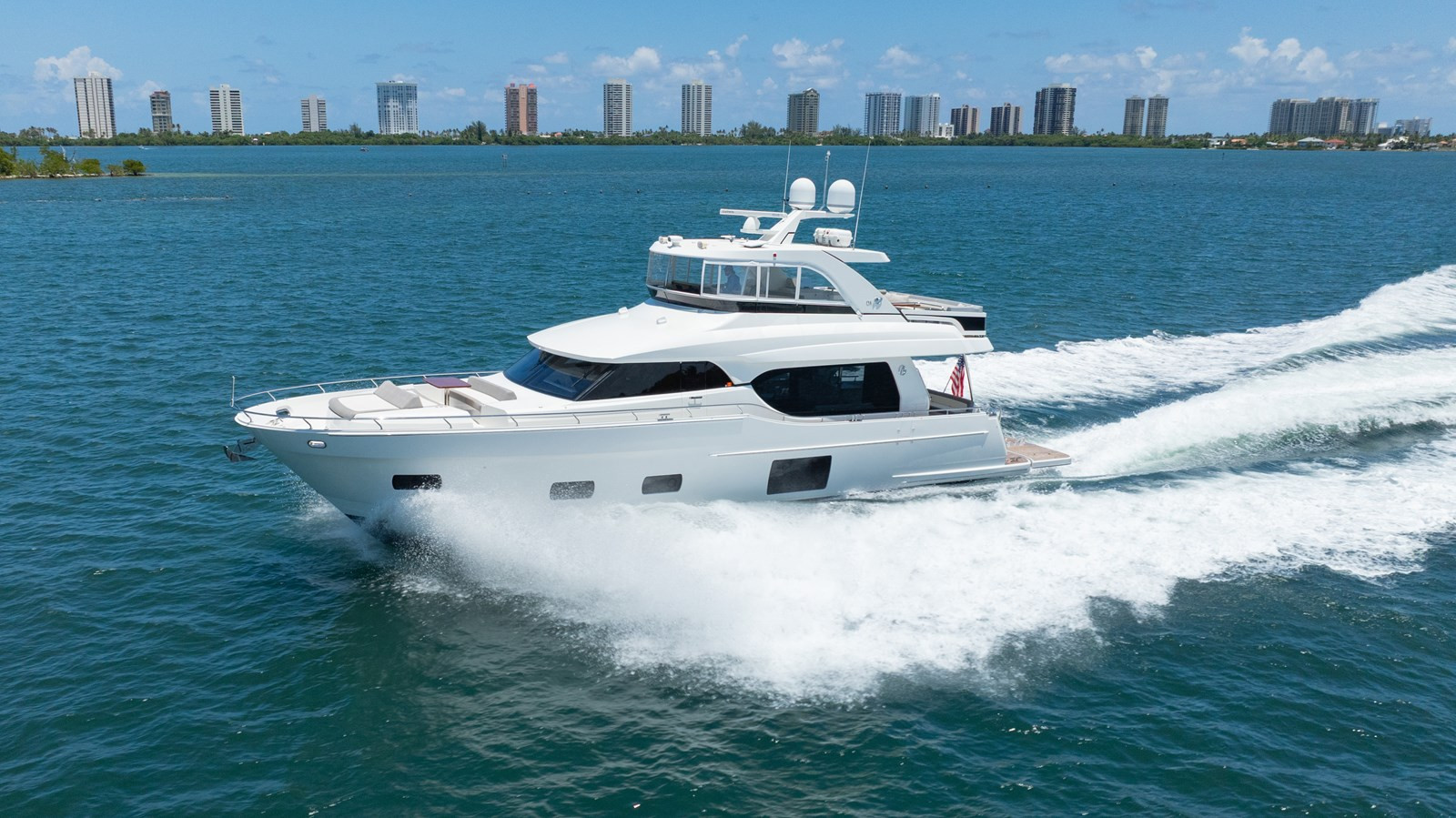 https://arconyachts.ams3.digitaloceanspaces.com/100806/conversions/large_4701241-optimize.jpg
