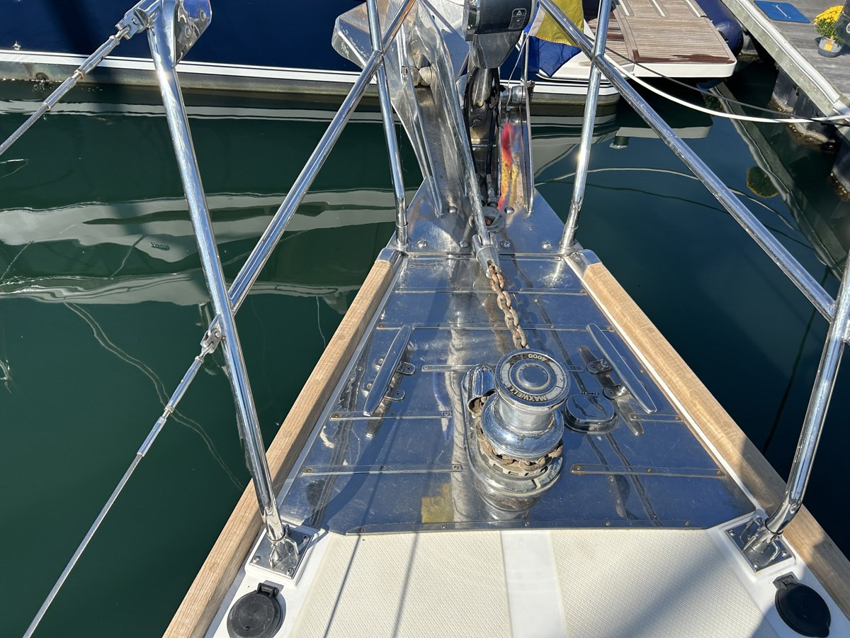 https://arconyachts.ams3.digitaloceanspaces.com/100981/conversions/large_4332068-optimize.jpg