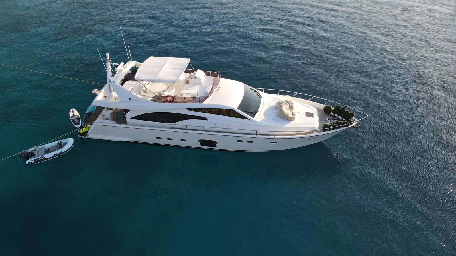 https://arconyachts.ams3.digitaloceanspaces.com/101158/conversions/large_4799759-optimize.jpg