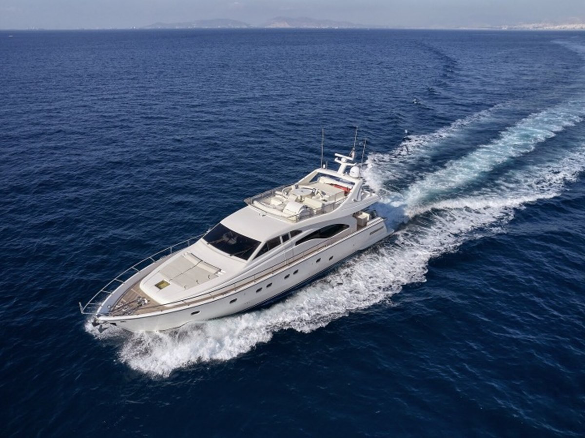 https://arconyachts.ams3.digitaloceanspaces.com/101193/conversions/large_4852188-optimize.jpg