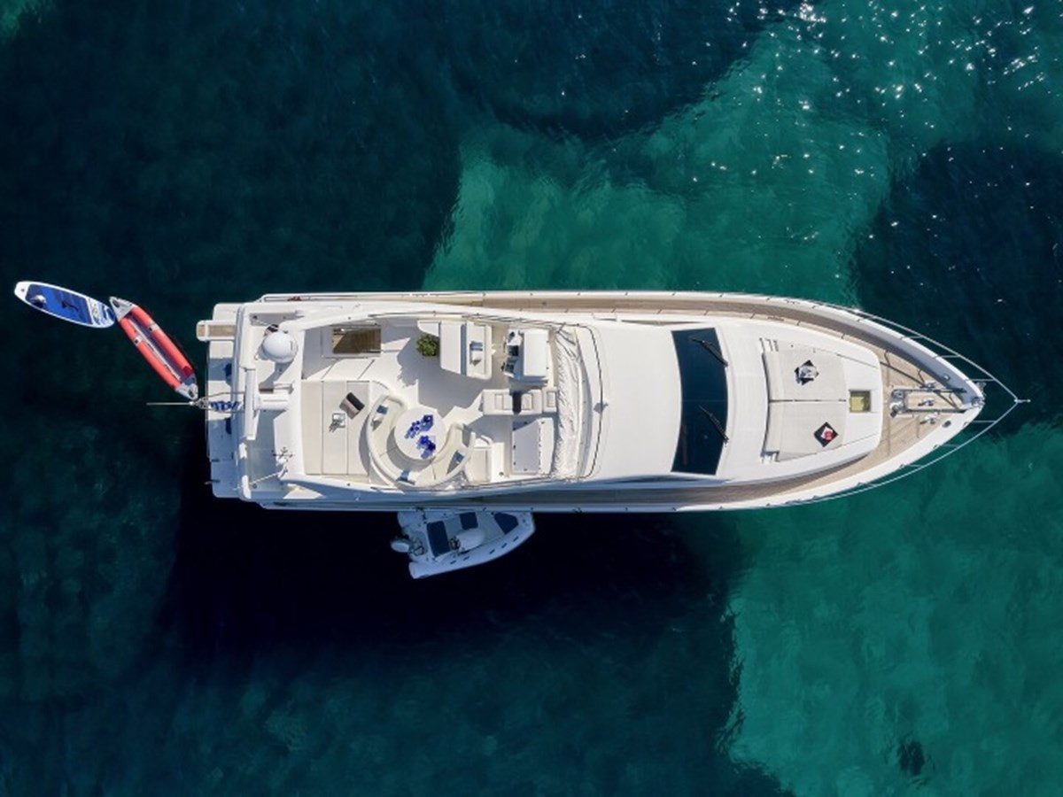 https://arconyachts.ams3.digitaloceanspaces.com/101211/conversions/large_4852195-optimize.jpg