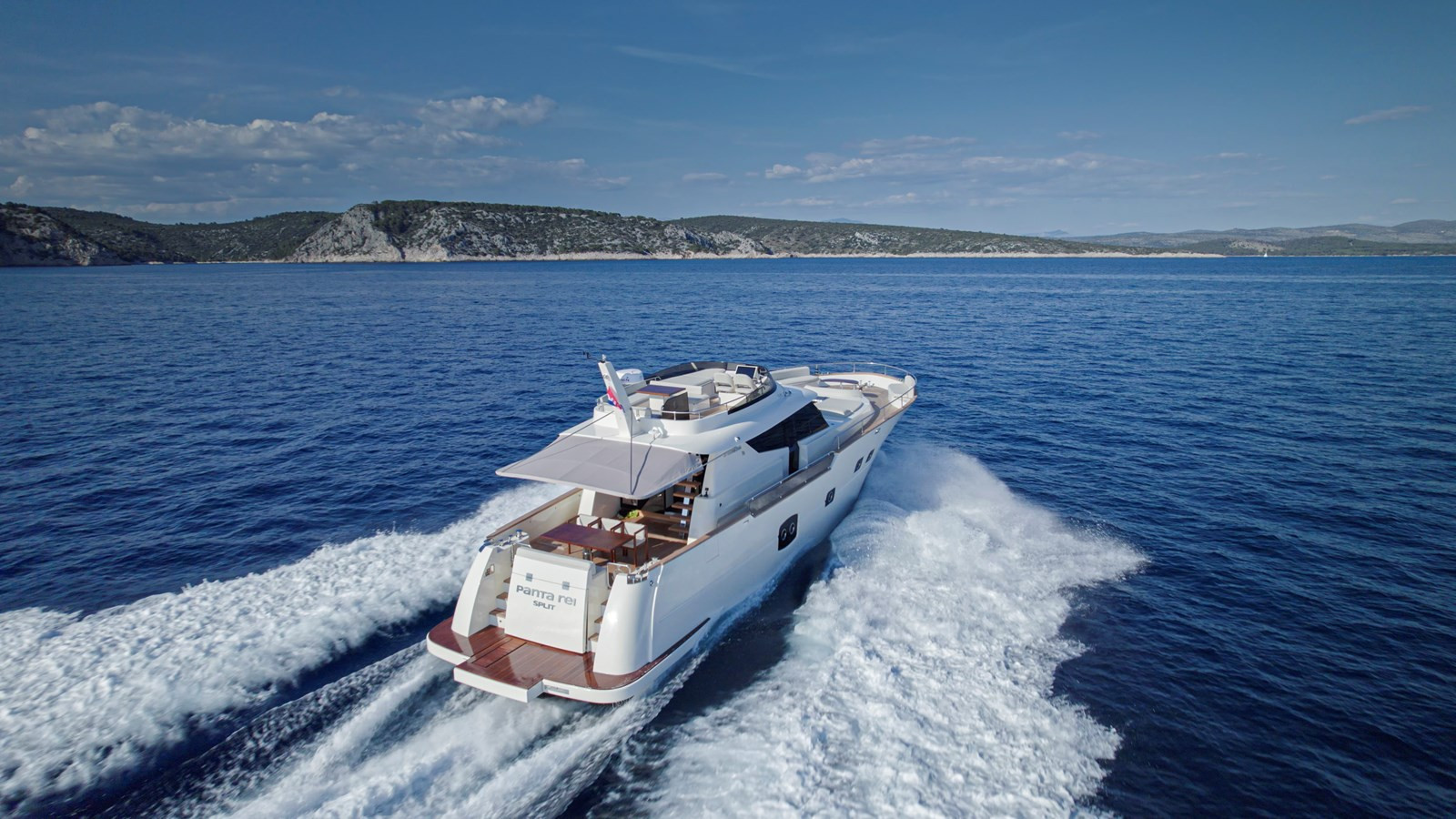 https://arconyachts.ams3.digitaloceanspaces.com/101319/conversions/large_4567621-optimize.jpg