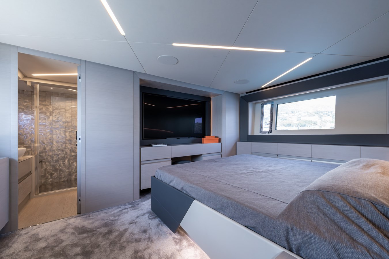 https://arconyachts.ams3.digitaloceanspaces.com/101346/conversions/large_4698554-optimize.jpg