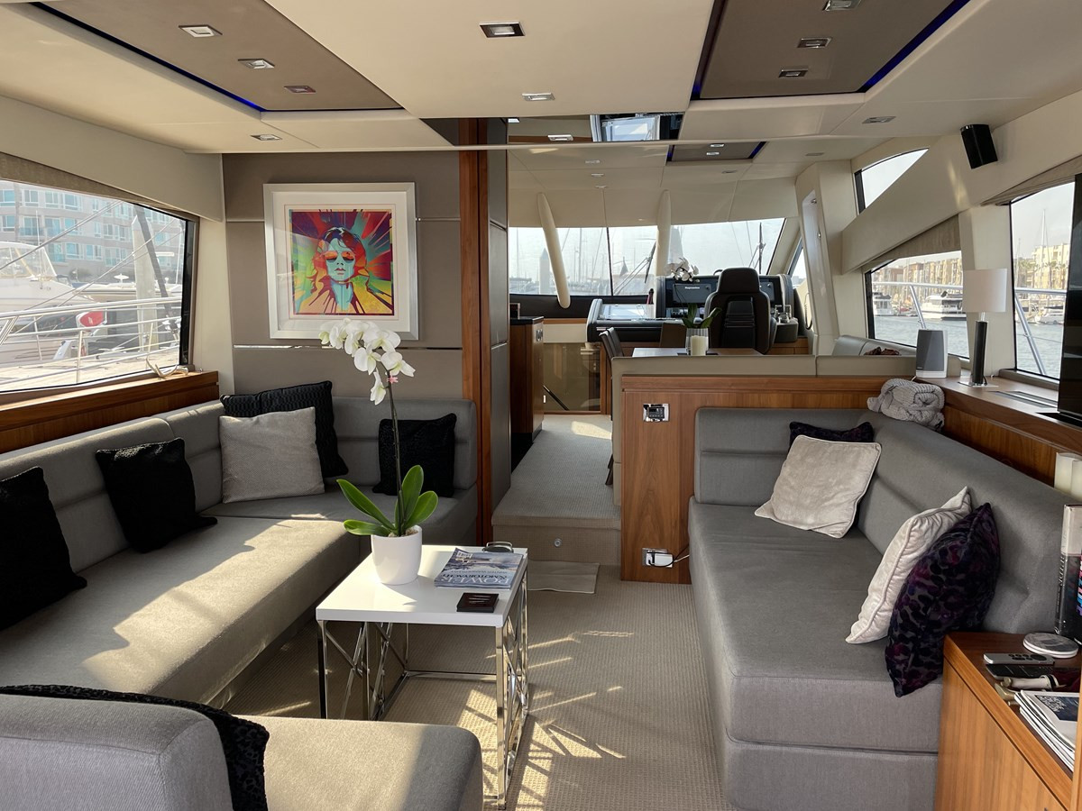 https://arconyachts.ams3.digitaloceanspaces.com/101480/conversions/large_3503511-optimize.jpg
