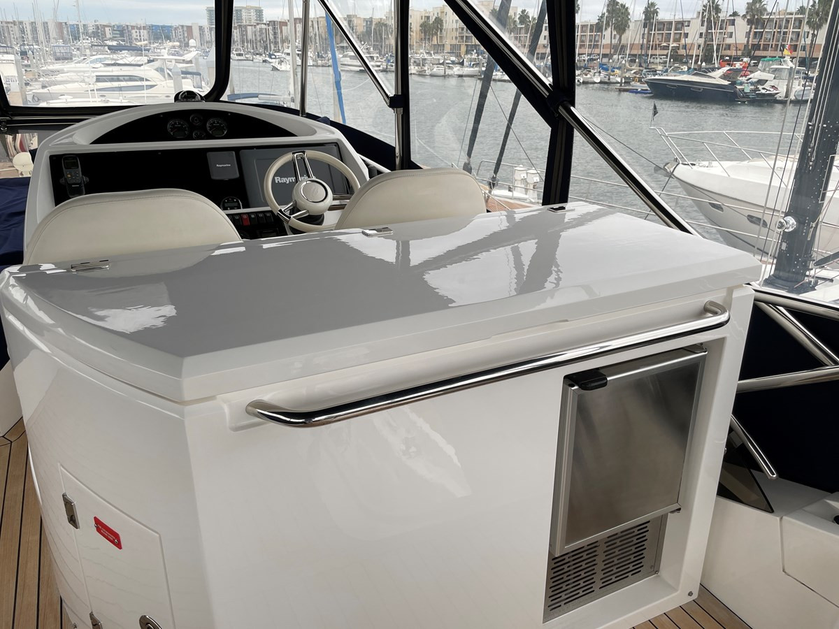 https://arconyachts.ams3.digitaloceanspaces.com/101485/conversions/large_3501510-optimize.jpg