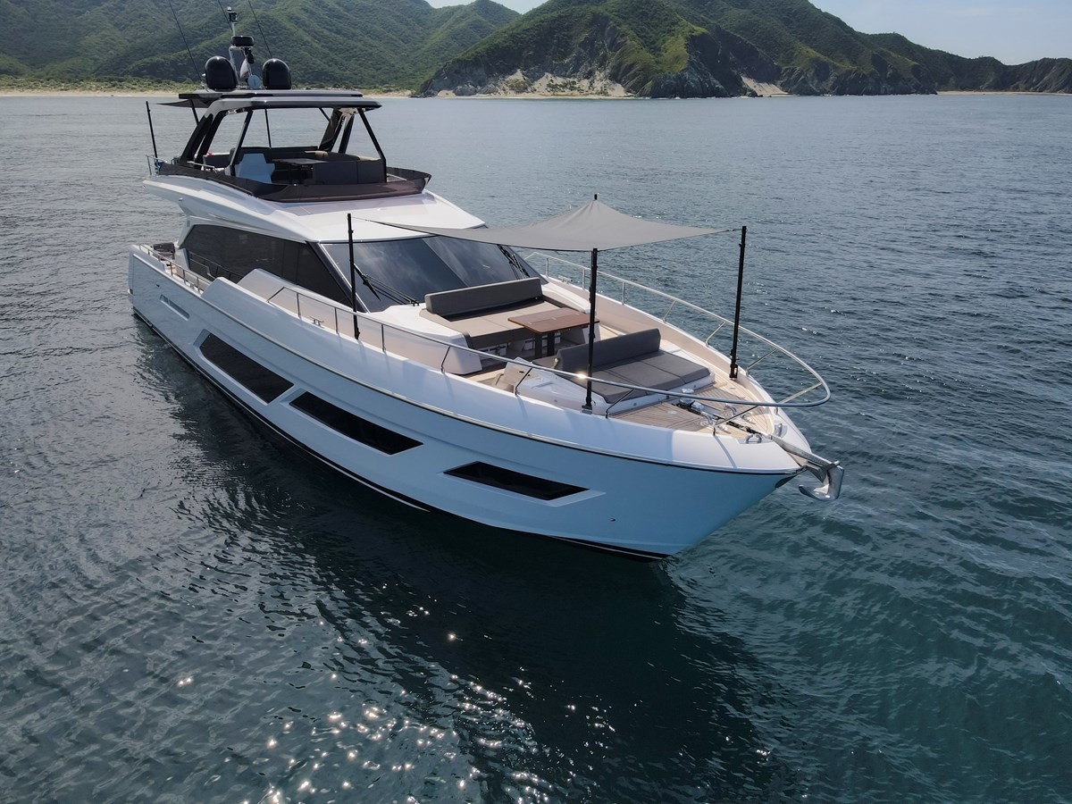 https://arconyachts.ams3.digitaloceanspaces.com/101584/conversions/large_4071094-optimize.jpg