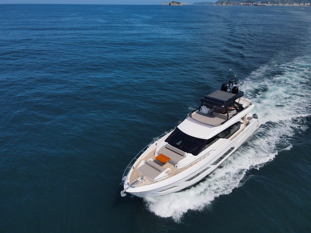 https://arconyachts.ams3.digitaloceanspaces.com/101600/conversions/large_4071100-optimize.jpg