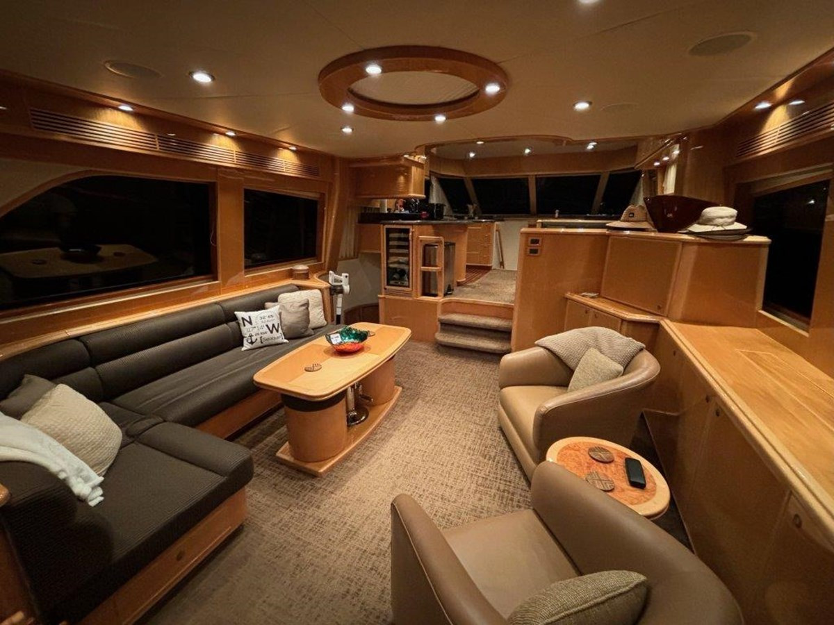https://arconyachts.ams3.digitaloceanspaces.com/101632/conversions/large_4516673-optimize.jpg