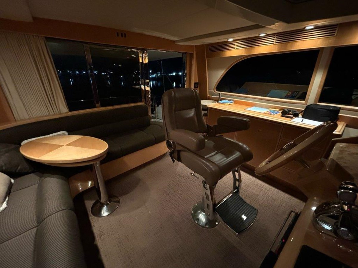 https://arconyachts.ams3.digitaloceanspaces.com/101669/conversions/large_4516686-optimize.jpg