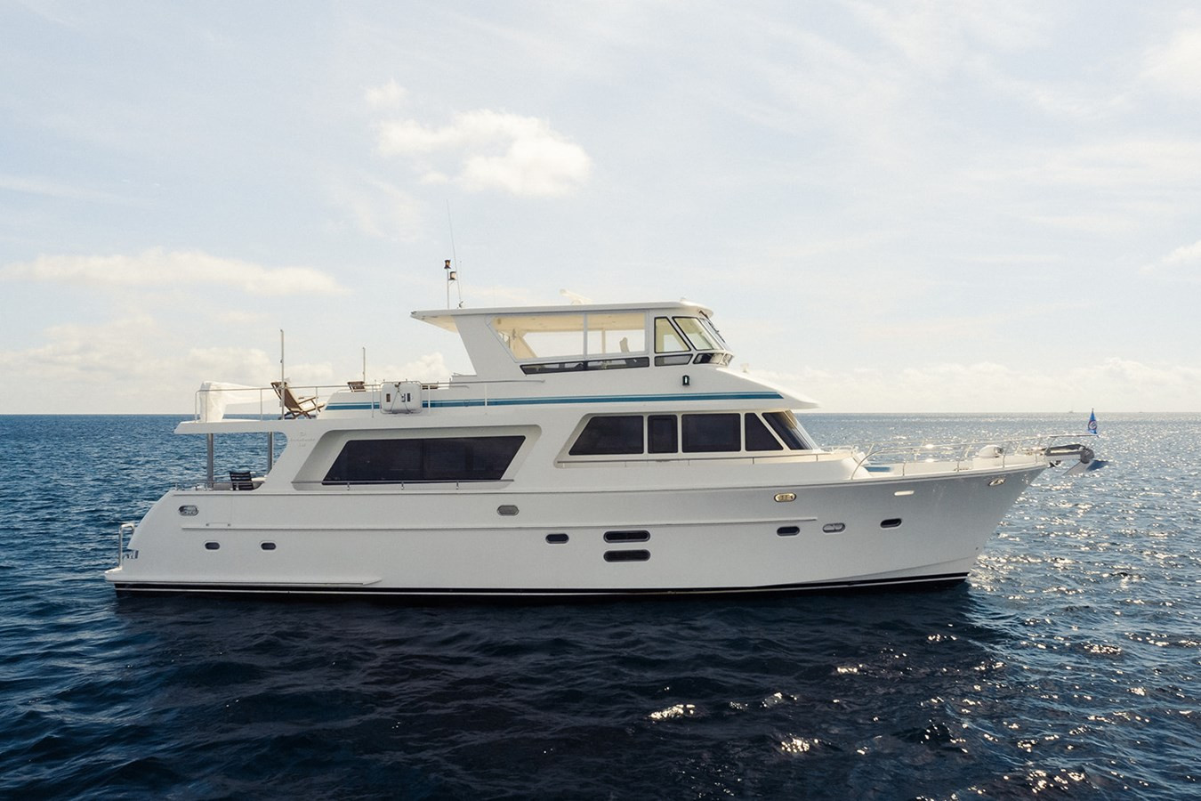 https://arconyachts.ams3.digitaloceanspaces.com/101893/conversions/large_4246132-optimize.jpg