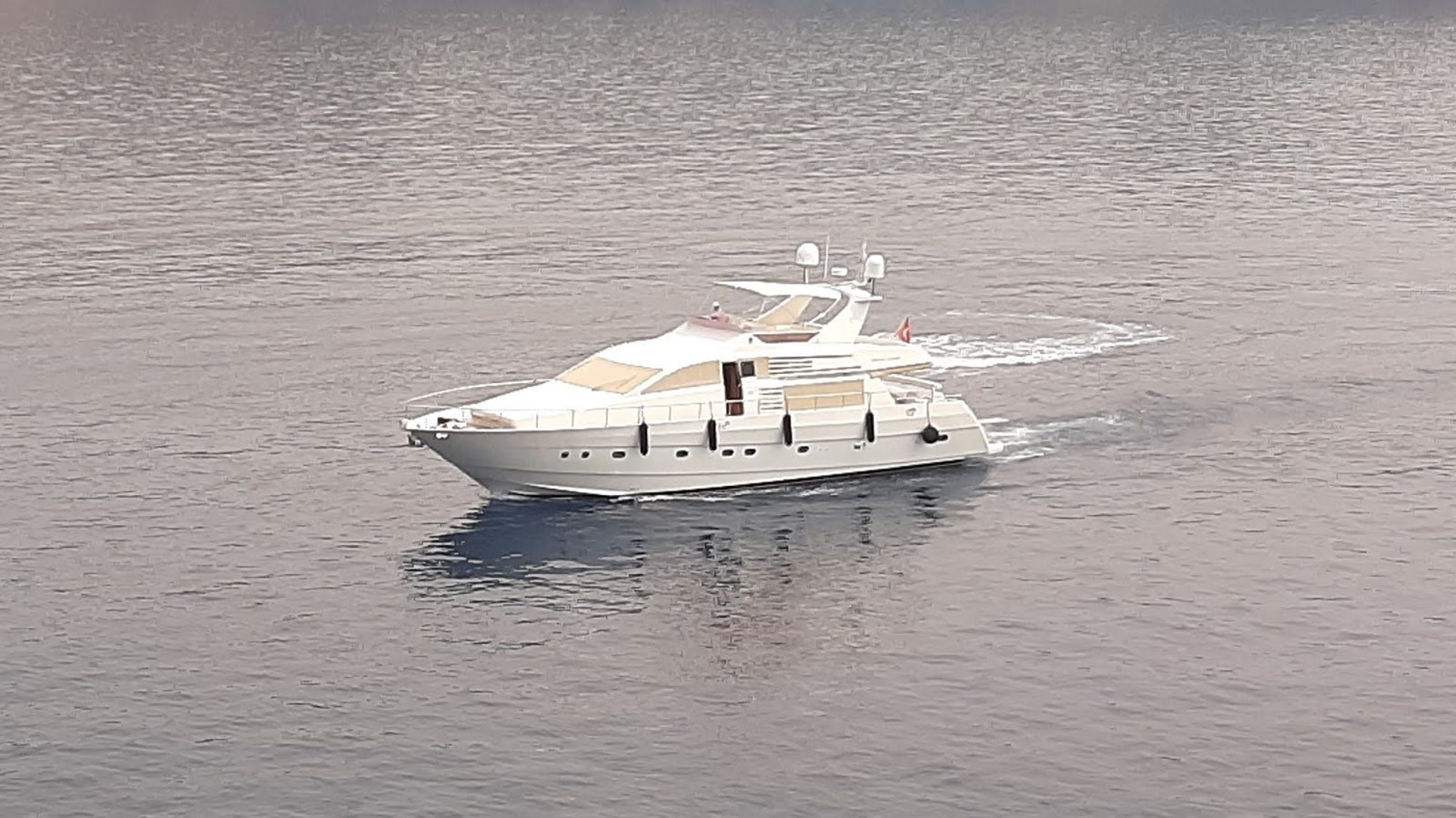 https://arconyachts.ams3.digitaloceanspaces.com/101913/conversions/large_4596959-optimize.jpg
