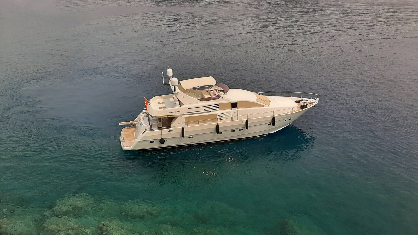 https://arconyachts.ams3.digitaloceanspaces.com/101953/conversions/large_4596972-optimize.jpg