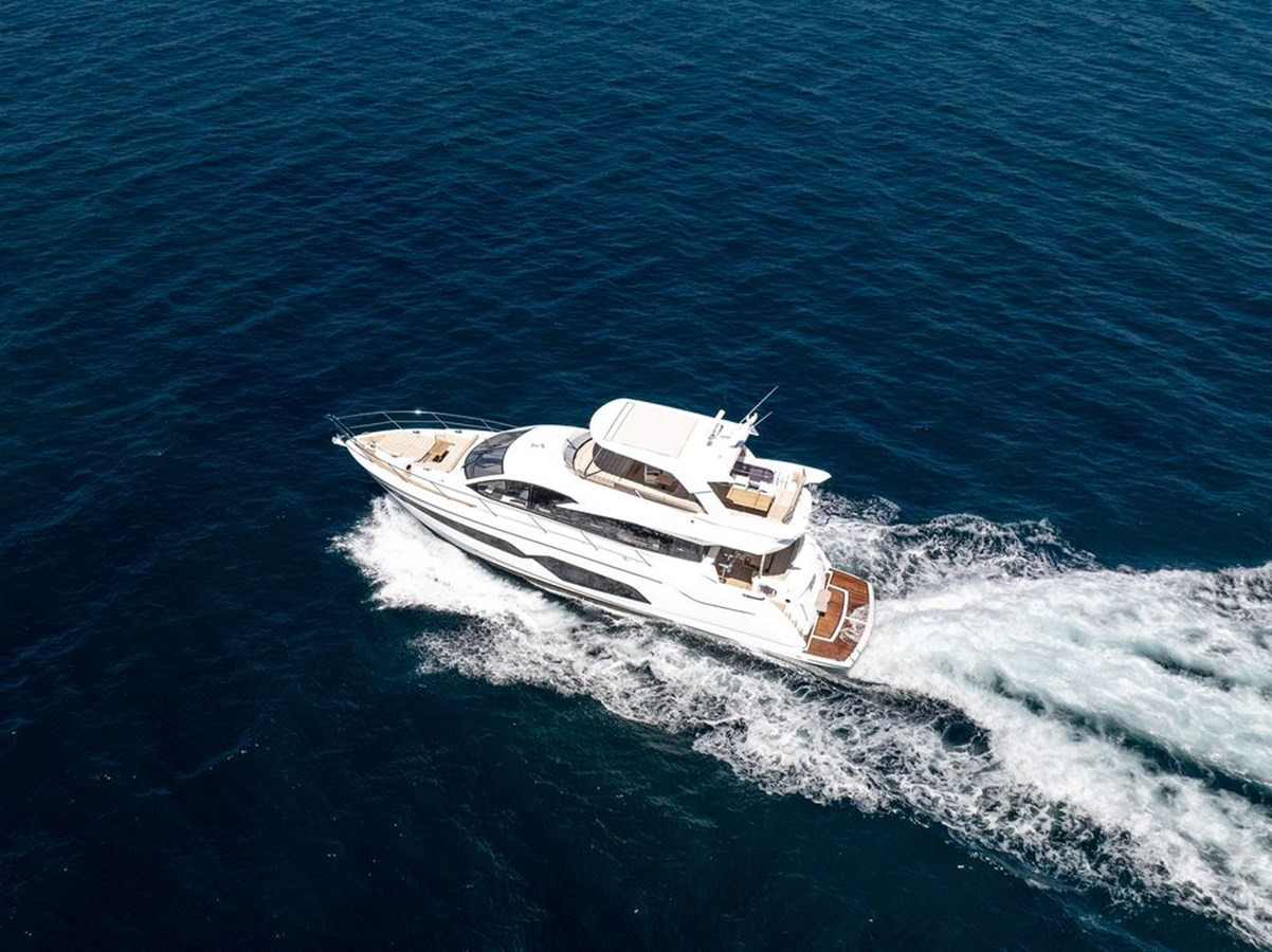 https://arconyachts.ams3.digitaloceanspaces.com/102109/conversions/large_4770205-optimize.jpg
