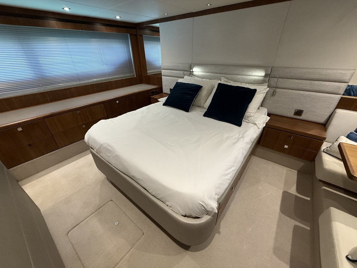 https://arconyachts.ams3.digitaloceanspaces.com/102177/conversions/large_4744177-optimize.jpg