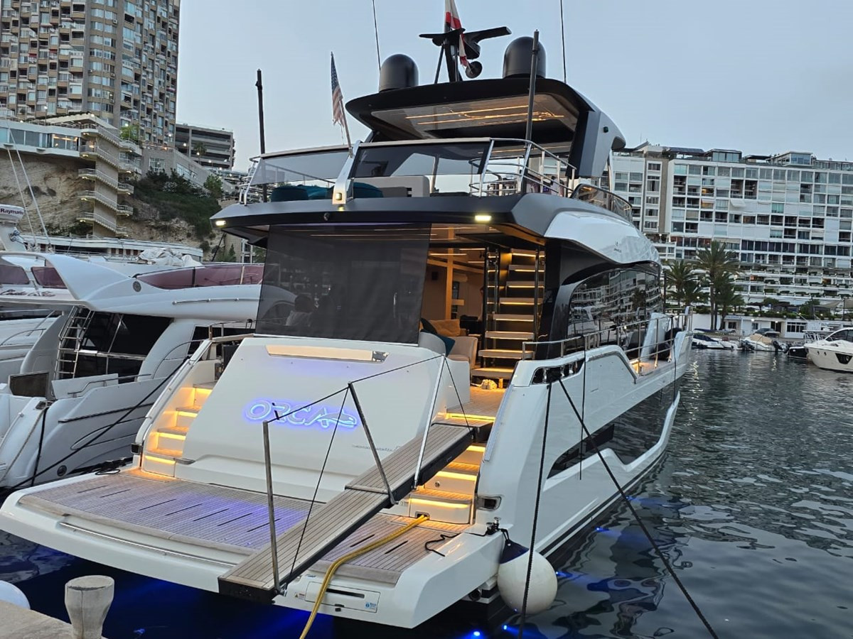 https://arconyachts.ams3.digitaloceanspaces.com/102228/conversions/large_4571811-optimize.jpg