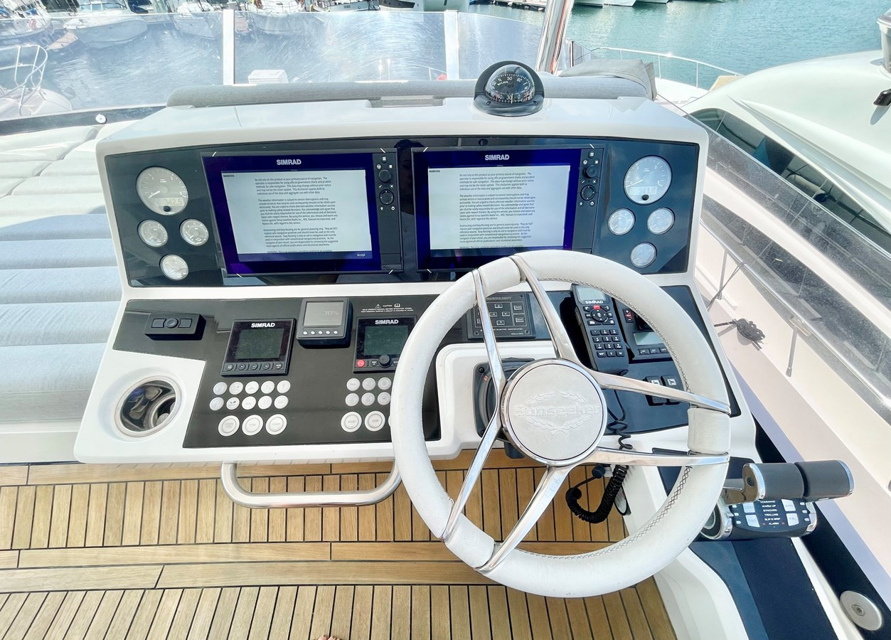 https://arconyachts.ams3.digitaloceanspaces.com/102242/conversions/large_3881297-optimize.jpg