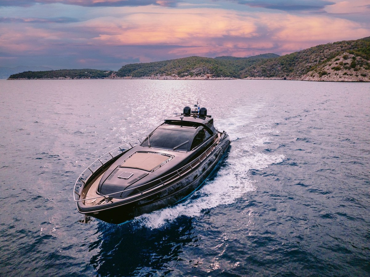https://arconyachts.ams3.digitaloceanspaces.com/102327/conversions/large_4577909-optimize.jpg