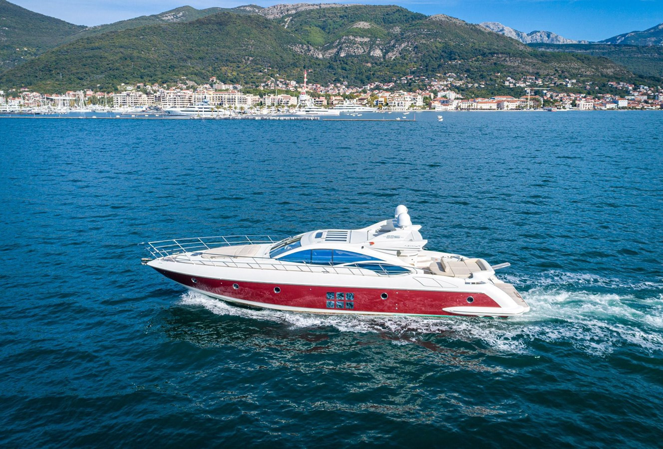 https://arconyachts.ams3.digitaloceanspaces.com/102826/conversions/large_4127202-optimize.jpg
