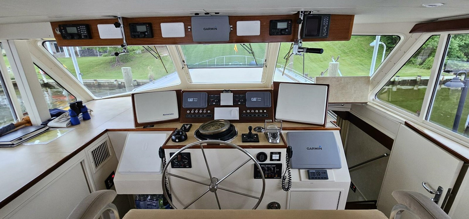 https://arconyachts.ams3.digitaloceanspaces.com/103044/conversions/large_4253920-optimize.jpg