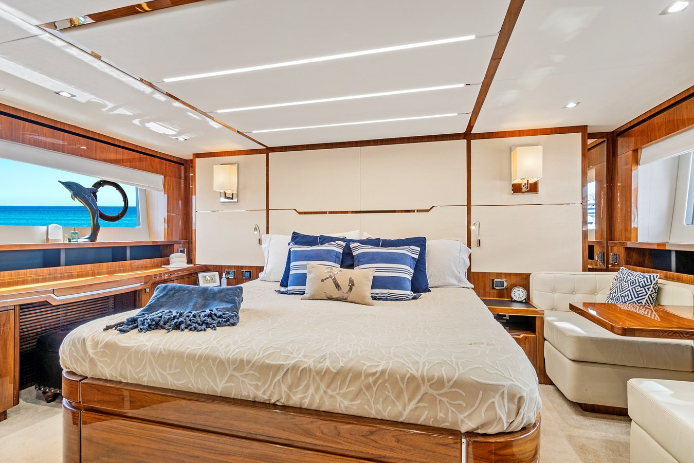https://arconyachts.ams3.digitaloceanspaces.com/103093/conversions/large_4178502-optimize.jpg