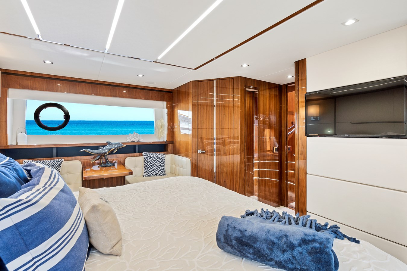 https://arconyachts.ams3.digitaloceanspaces.com/103099/conversions/large_4178504-optimize.jpg