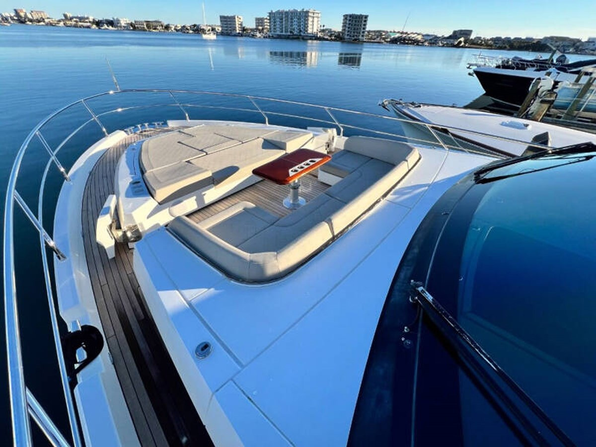 https://arconyachts.ams3.digitaloceanspaces.com/103118/conversions/large_4384798-optimize.jpg
