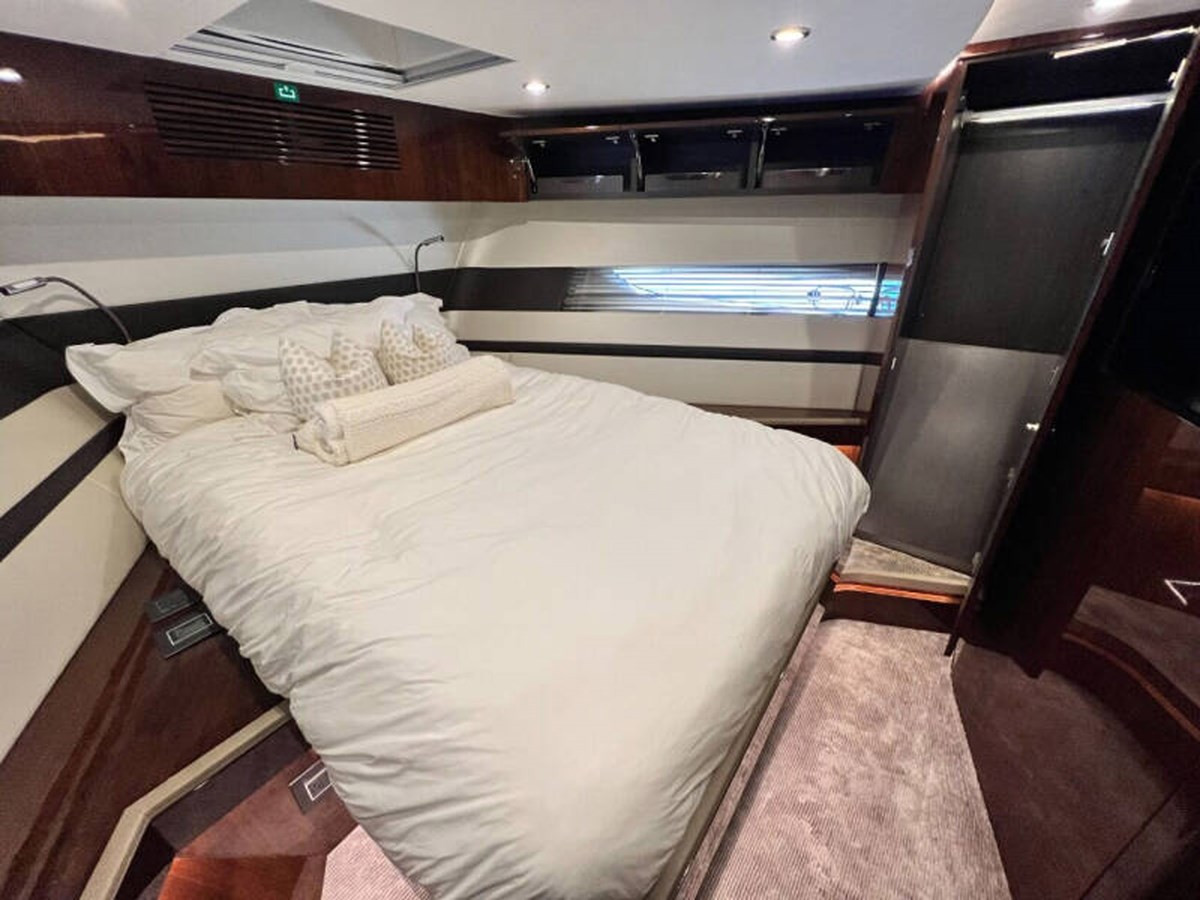 https://arconyachts.ams3.digitaloceanspaces.com/103182/conversions/large_4384820-optimize.jpg