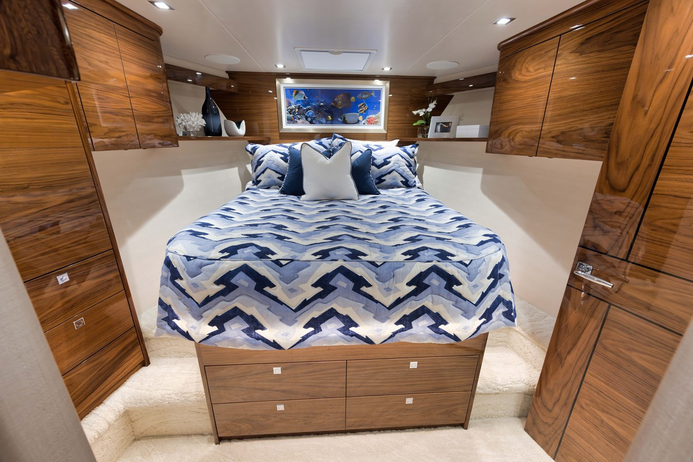 https://arconyachts.ams3.digitaloceanspaces.com/103201/conversions/large_4367327-optimize.jpg