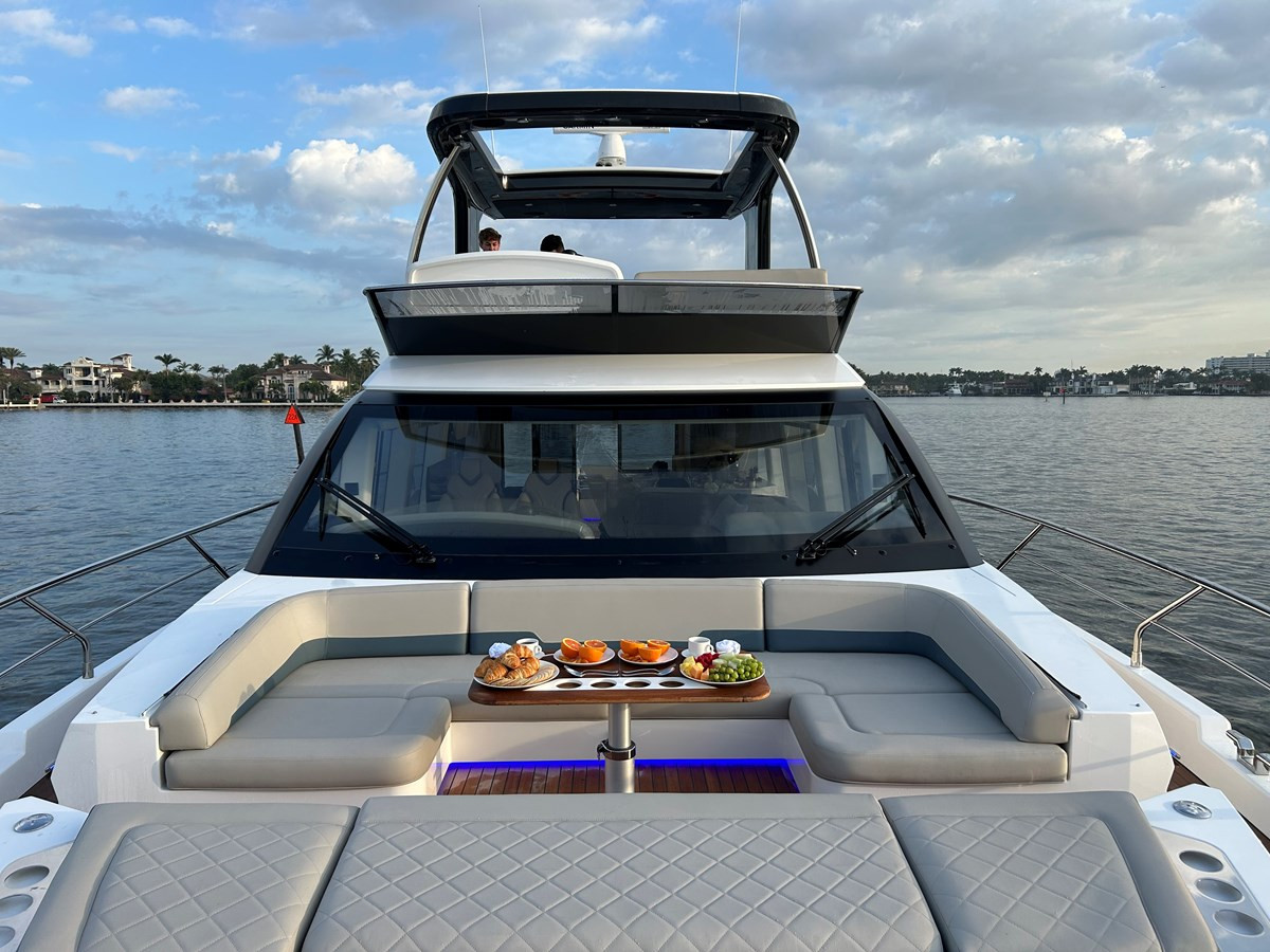 https://arconyachts.ams3.digitaloceanspaces.com/103526/conversions/large_4602971-optimize.jpg