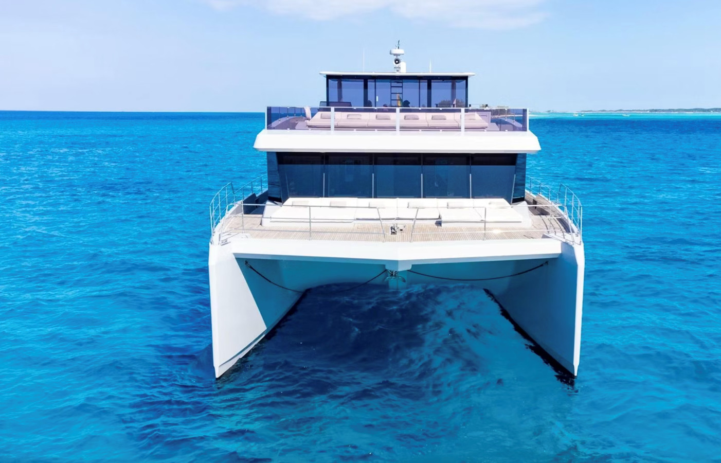 https://arconyachts.ams3.digitaloceanspaces.com/103657/conversions/large_4692104-optimize.jpg