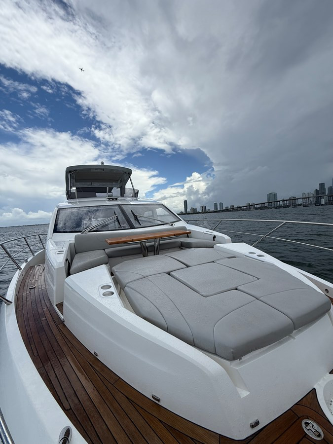 https://arconyachts.ams3.digitaloceanspaces.com/103723/conversions/large_4710275-optimize.jpg