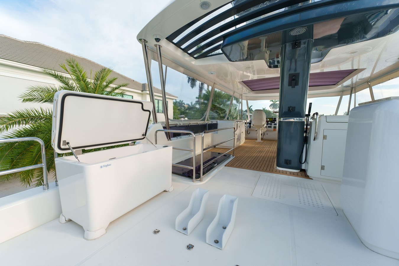 https://arconyachts.ams3.digitaloceanspaces.com/103837/conversions/large_4766487-optimize.jpg