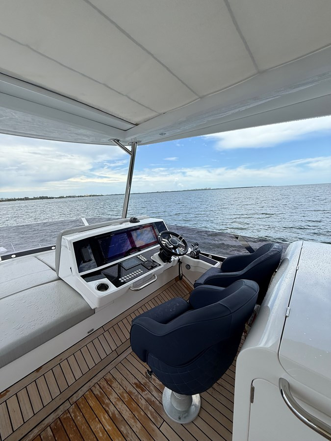 https://arconyachts.ams3.digitaloceanspaces.com/103842/conversions/large_4710318-optimize.jpg