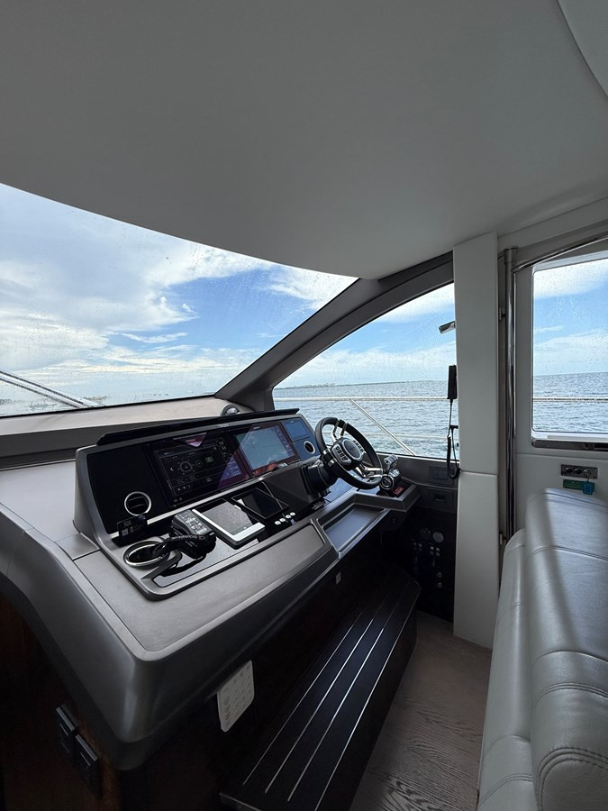 https://arconyachts.ams3.digitaloceanspaces.com/103847/conversions/large_4710321-optimize.jpg