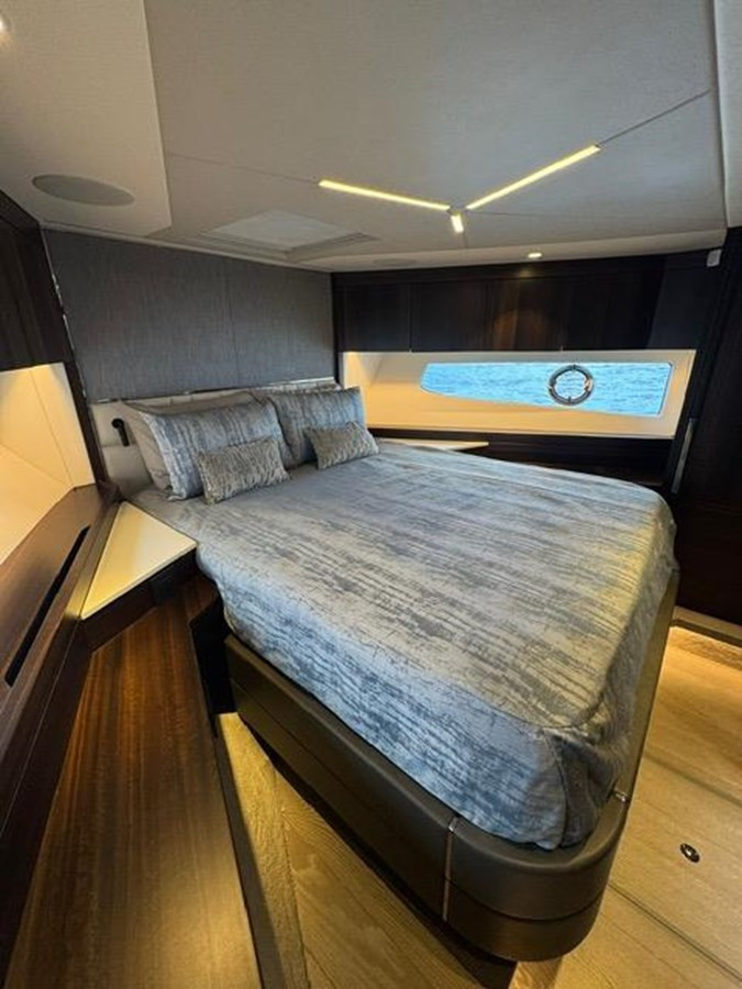 https://arconyachts.ams3.digitaloceanspaces.com/103877/conversions/large_4710331-optimize.jpg