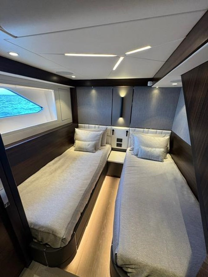 https://arconyachts.ams3.digitaloceanspaces.com/103891/conversions/large_4710336-optimize.jpg