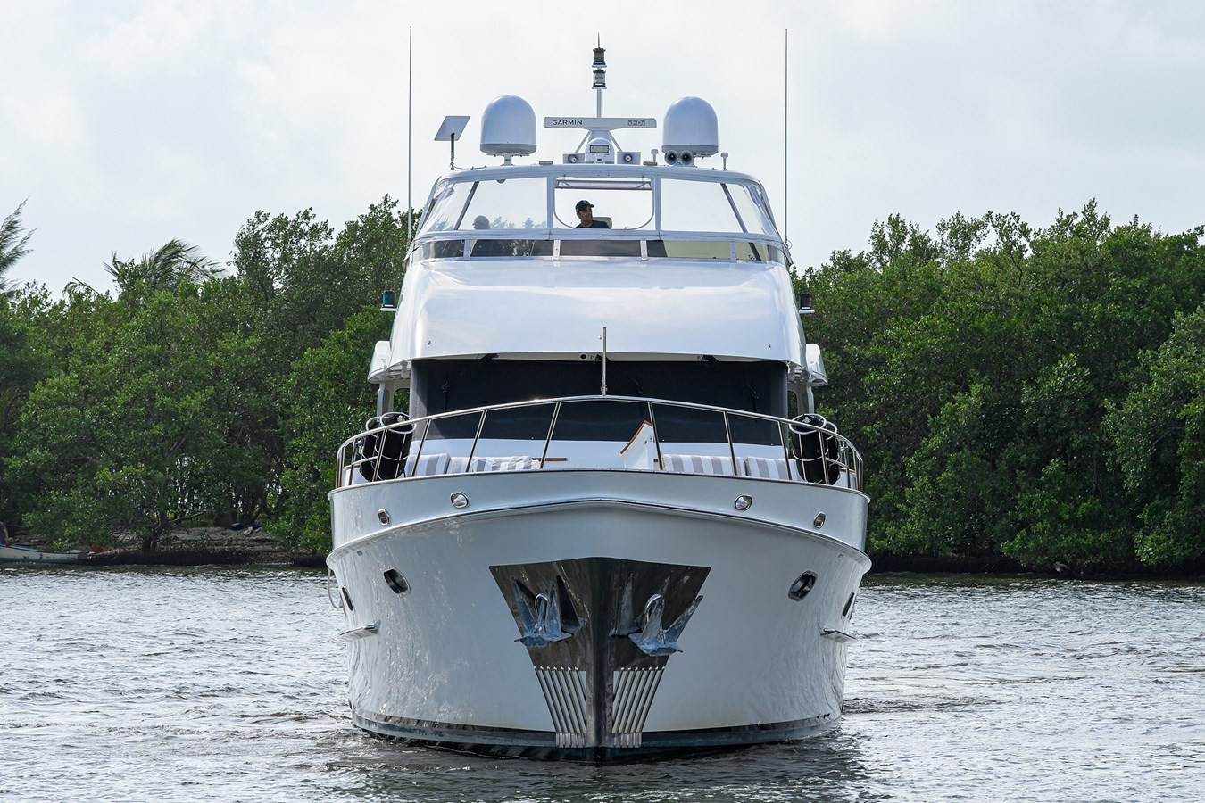 https://arconyachts.ams3.digitaloceanspaces.com/104017/conversions/large_4823938-optimize.jpg