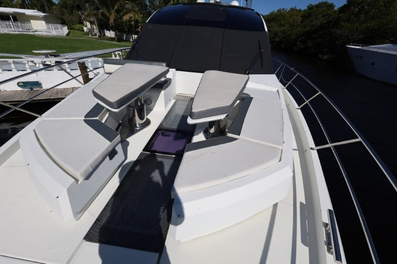 https://arconyachts.ams3.digitaloceanspaces.com/104259/conversions/large_4847322-optimize.jpg