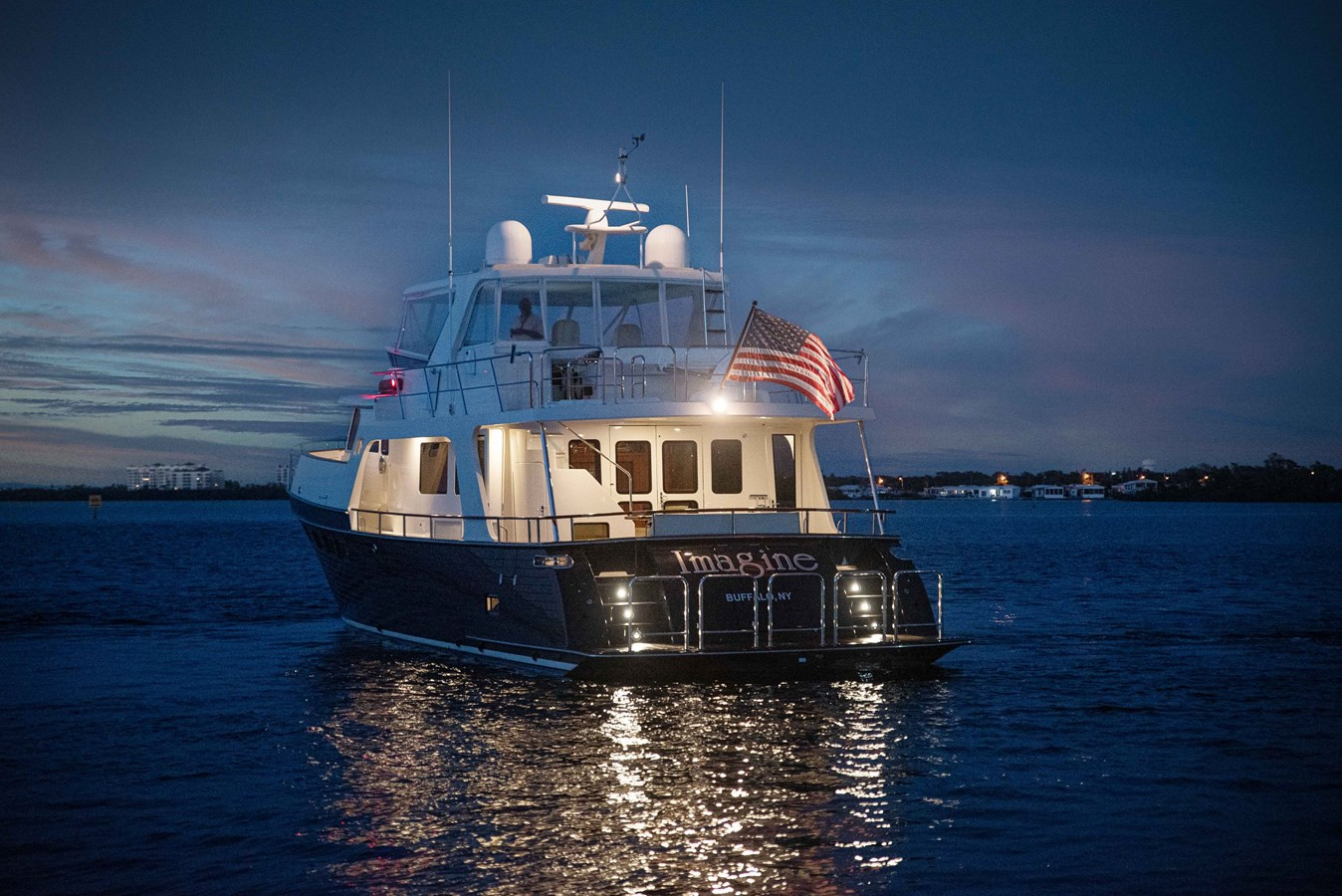 https://arconyachts.ams3.digitaloceanspaces.com/104415/conversions/large_4672572-optimize.jpg