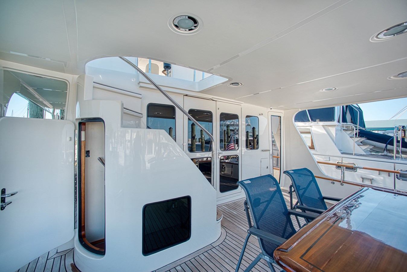 https://arconyachts.ams3.digitaloceanspaces.com/104425/conversions/large_4672576-optimize.jpg