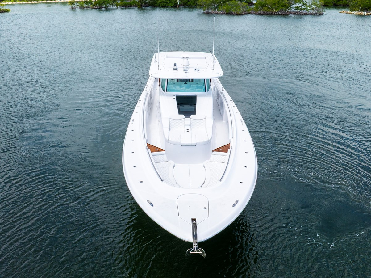 https://arconyachts.ams3.digitaloceanspaces.com/104443/conversions/large_4652817-optimize.jpg